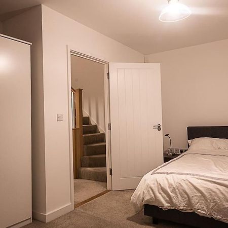 Harold Wood Exquisite Cozy House, Close To Train Station And Amenities מראה חיצוני תמונה