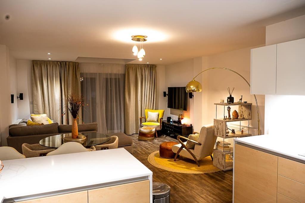 Harold Wood Exquisite Cozy House, Close To Train Station And Amenities מראה חיצוני תמונה